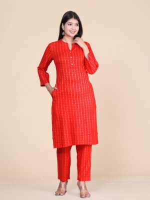 Red Ethnic Motifs Printed Mandarin Collar Straight Kurta With Trouser