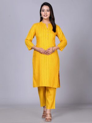 Women Geometric Printed Stright Kurta with Trousers